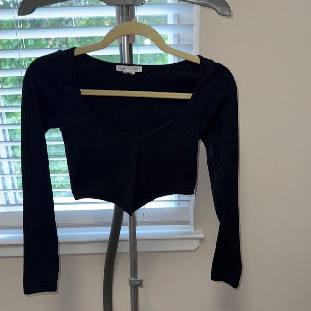Zara ribbon long sleeve crop top